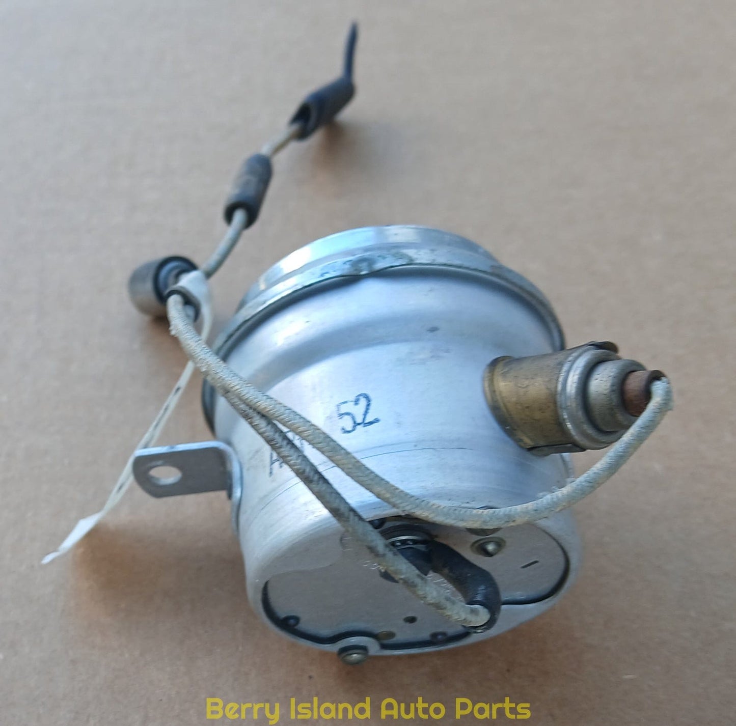 1952 Ford Dash Clock Crestline Customline Victoria Wagon OEM