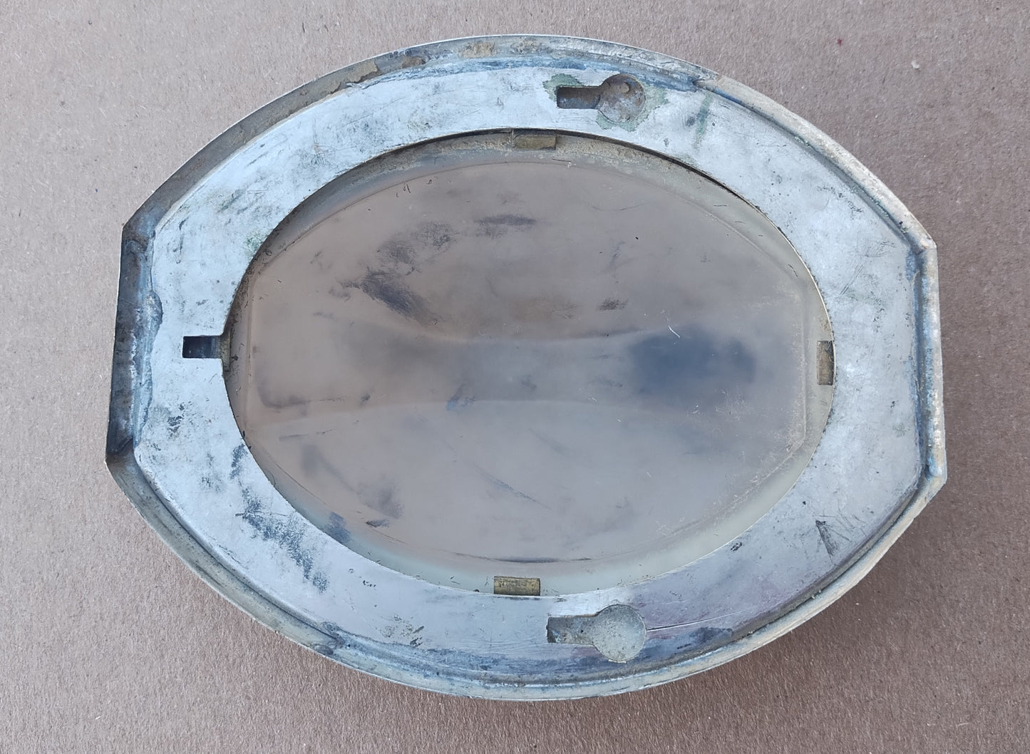Vintage auto interior dome light bezel