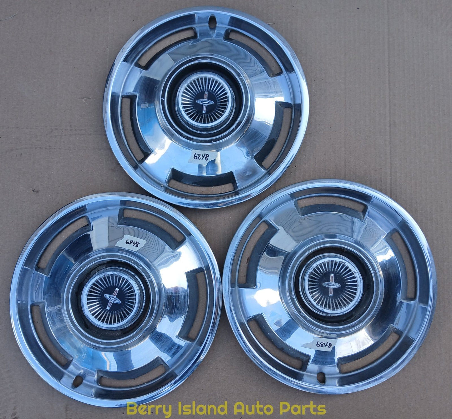 1960-63 Chevrolet Corvair Wheel Covers Lot of 3 13inch