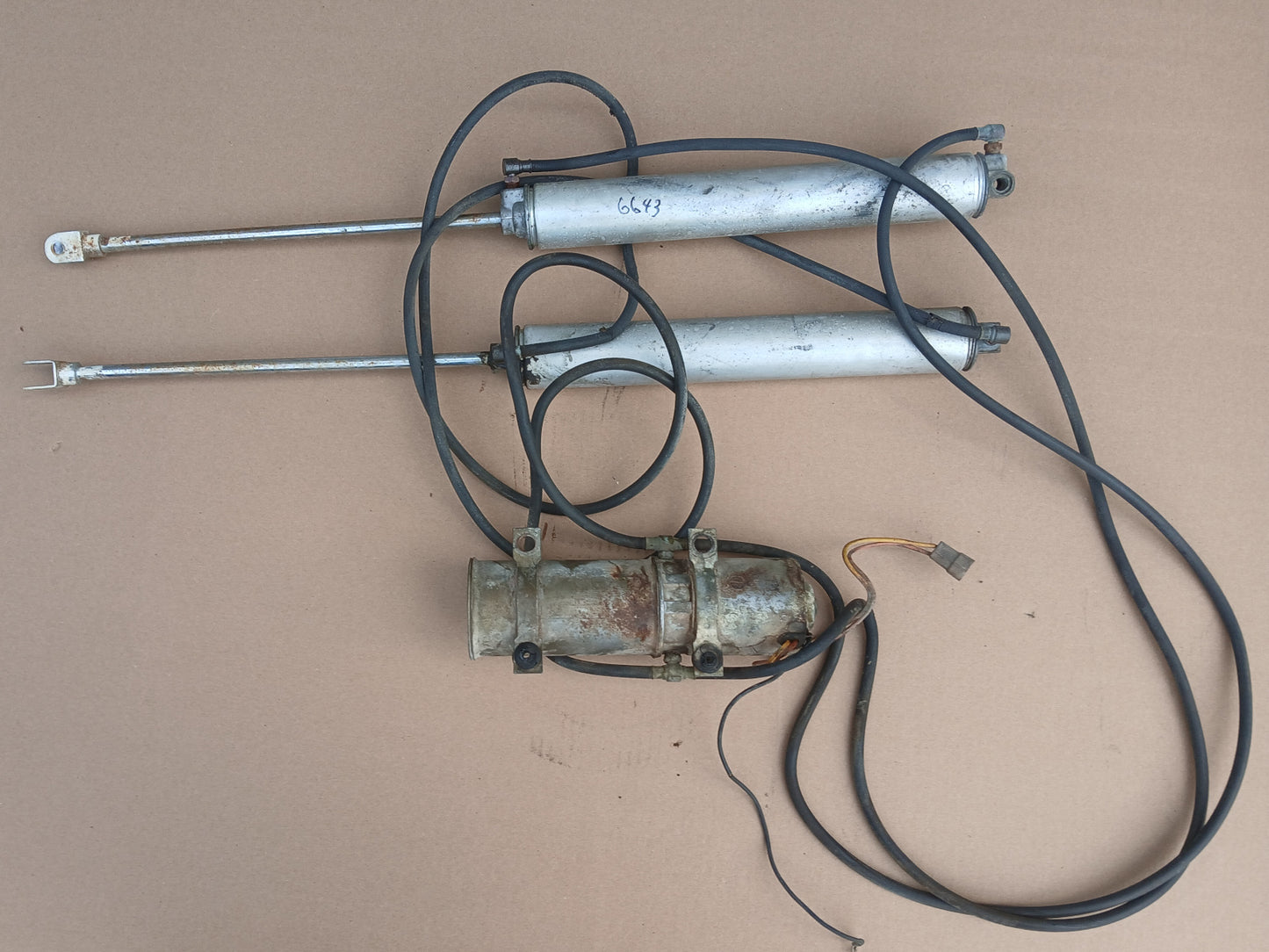 1963 Dodge 330 Convertible Top Hydraulics and Motor