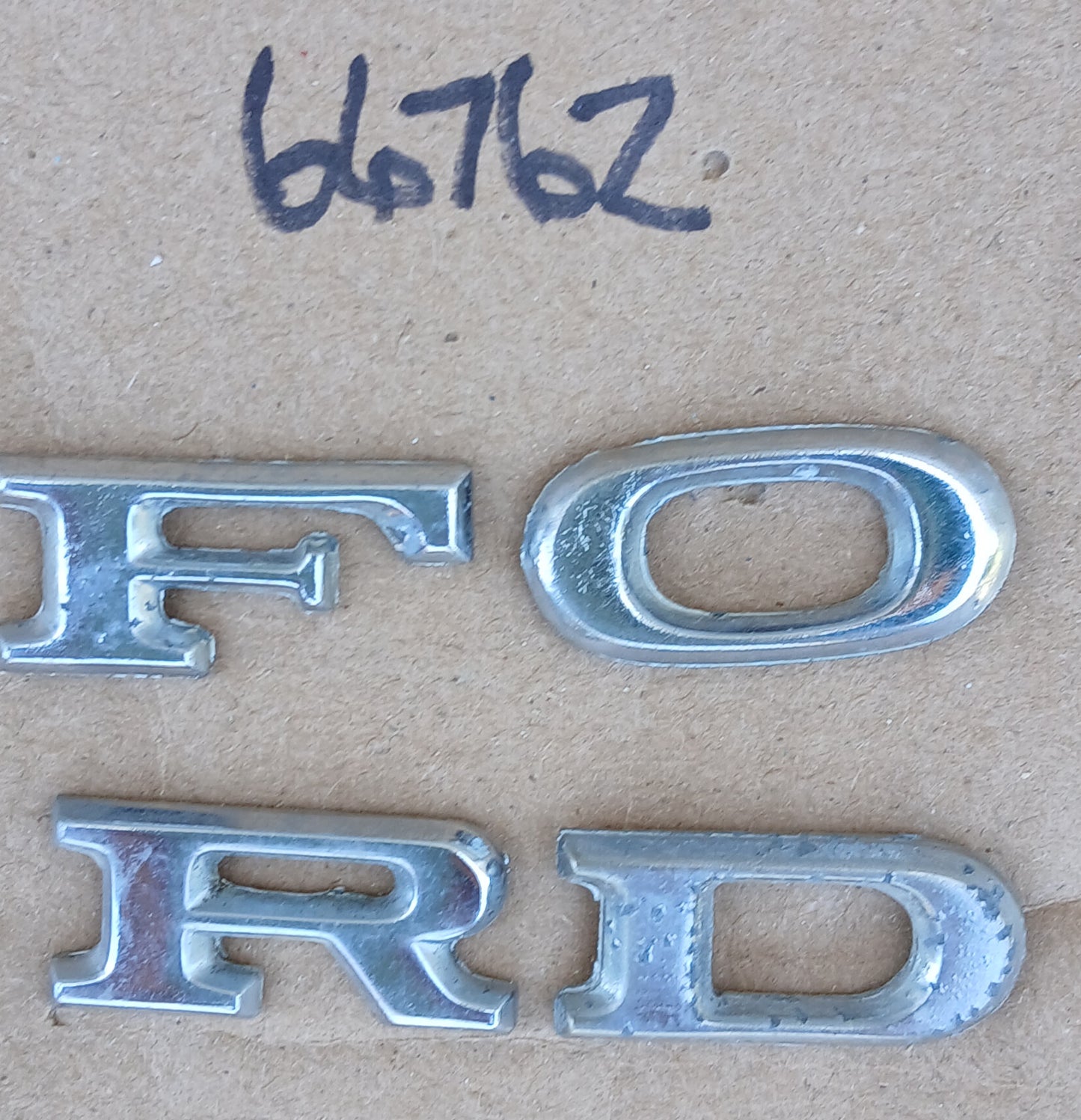 1975 FORD Letters