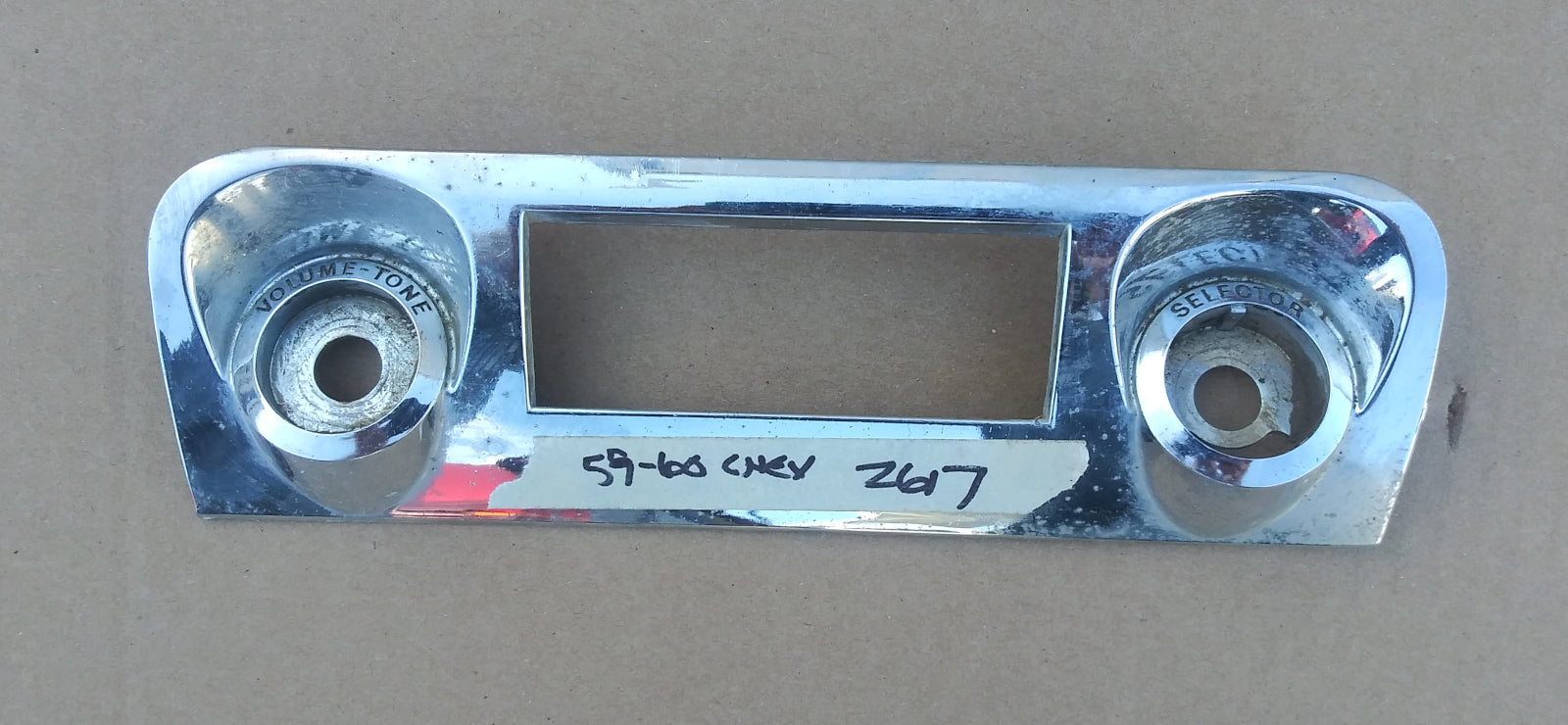 1959-60 Chevrolet Impala Belair Biscayne radio faceplate batwing