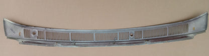 1968 Ford Galaxie Custom LTD  windshield cowl vent